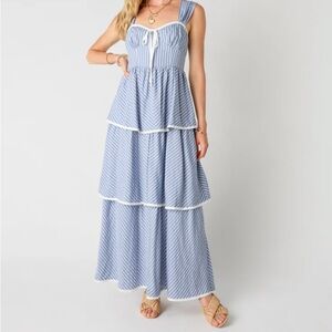 Vestique Kiki midi dress size small